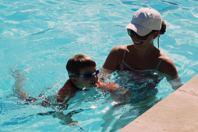 2009-08-20-15 IAN SWIM LESSON.jpg